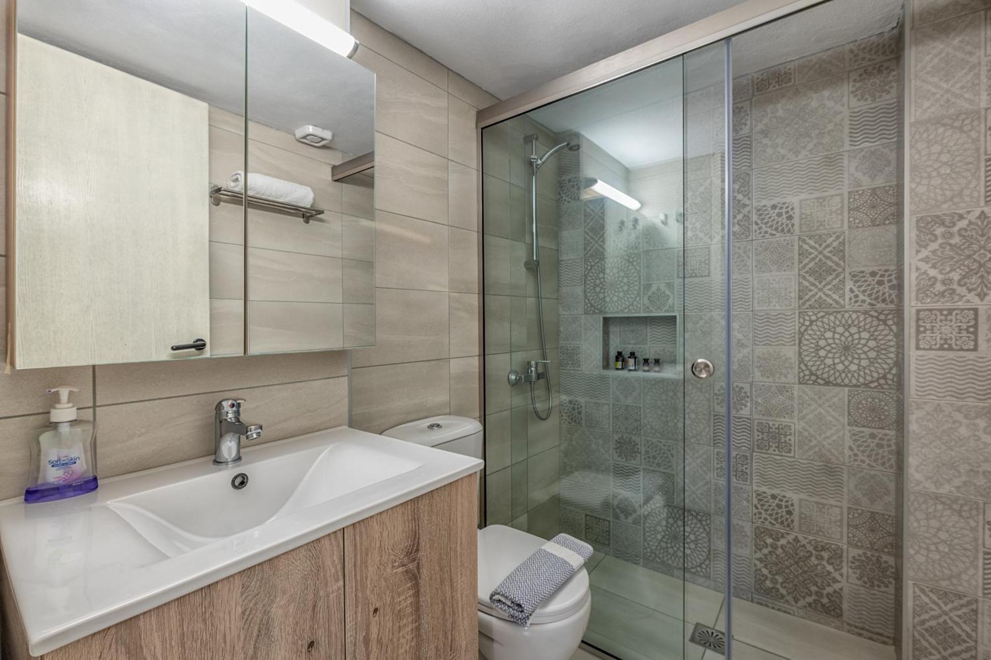 Nancy - Chara Apartments Картерос Экстерьер фото