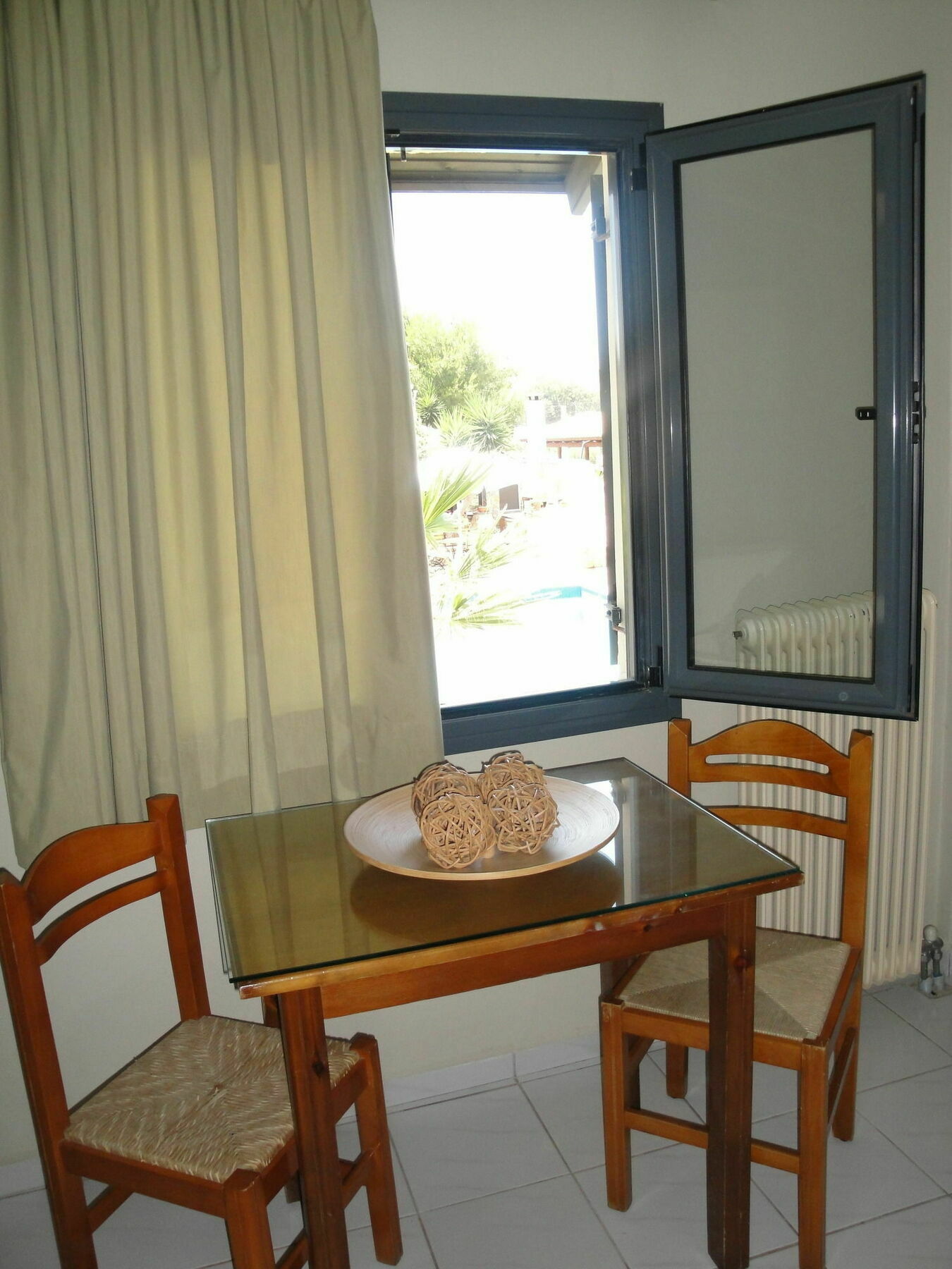 Nancy - Chara Apartments Картерос Экстерьер фото